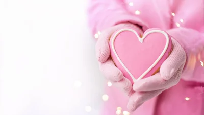 Время признаний: стильные и яркие пожелания для идеального 14 февраля