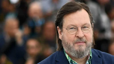 Неизлечимая болезнь отправила культового режиссера в больницу