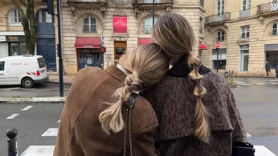 Ти точно її робиш: помилка, яка уповільнює ріст волосся і робить його жирним