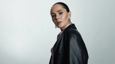 Юлія Саніна з чоловіком виступають на корпоративах за кордоном