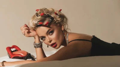 "Я отъелась за праздники": Алина Гросу примерила свадебные платья и честно призналась в избыточном весе