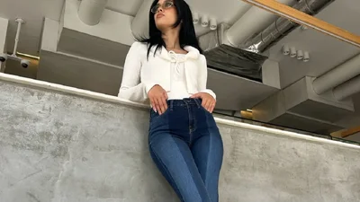 Bootcut-джинси — ідеальний фасон для виразних ніжок і спокусливих сідниць