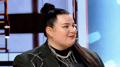 alyona alyona рассказала, что ей подарил парень на День Валентина