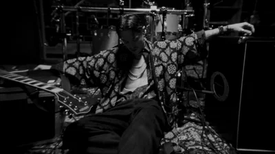 Искусство, рожденное любовью: Артем Пивоваров презентует работу "Блакить твоїх очей"