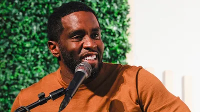 Адвокат скандального репера Diddy неочікувано пішов від нього, залишивши таємничу заяву