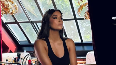 Ева Лонгория показала голые стройные ножки: заценила даже Пэрис Хилтон