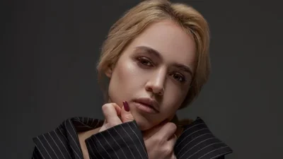 Инна Белень засветила аппетитные формы в купальнике