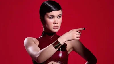 Певица Lida Lee заинтриговала отношениями с девушкой