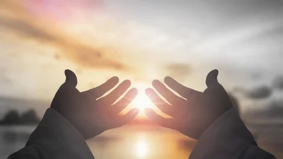 Прощена неділя 2025 - зворушливі листівки українською, які розчулять навіть найсуворіших людей