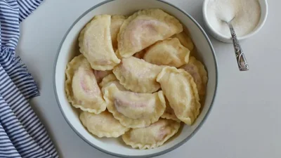 Вареники на кефірі – залишаються пухкими та ніжними кілька днів