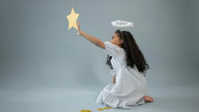 День ангела Олени: оригінальні картинки та милі привітання