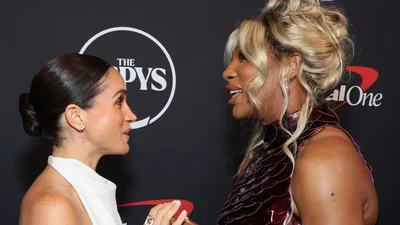 Меган Маркл показала редкое видео, на котором Лилибет играет с "тетей" Сереной Уильямс