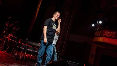 Алексей Дурнев показал свою спальню - ты точно позавидуешь этому виду из окна