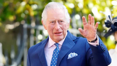 Король Чарльз III показал фотографии из молодости, когда был пилотом – исторические фото