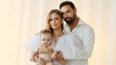 Виталий Козловский показал фото с женой, сыном и тещей в честь своего 40-летия