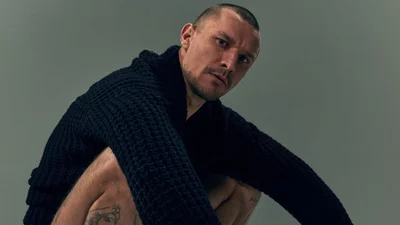 Тарас Цимбалюк упал на пол во время зажигательного танца с коллегами - что на видео пошло не так