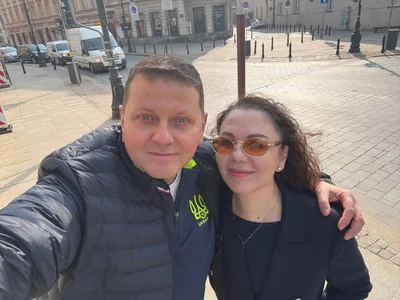 Залужний з дружиною - фото 696001