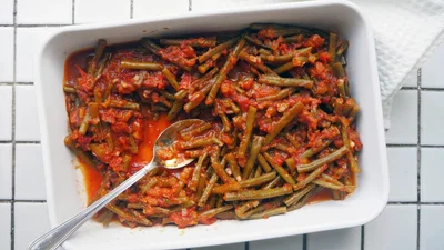 Пісні страви: готуємо стручкову квасолю в томатному соусі