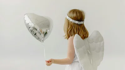 День ангела Дарьи: красивые картинки и поздравления для замечательных девушек