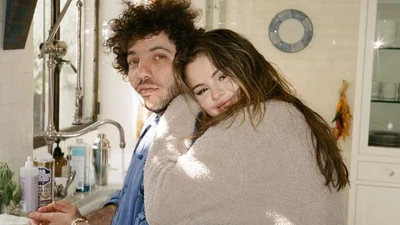 Селена Гомес продала за 12 доларів діамантову обручку, яку їй подарував наречений