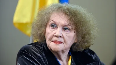 Символ украинского достоинства: интересные факты о Лине Костенко к ее 95-летию