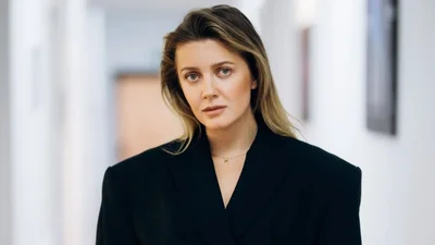 Kola во время концерта снова обратилась к звукарю, которого обидела - довольно эмоциональное видео