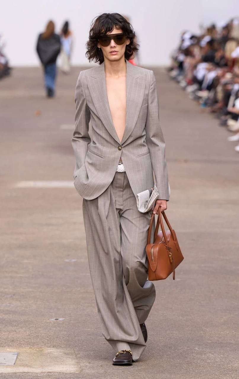 Stella McCartney Spring 2025 - 699315 Stella McCartney Spring 2025 - фото 699315