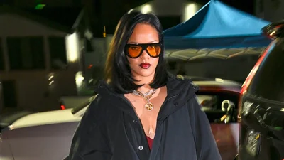 Уже этой весной: Рианна возвращает старый тренд сумок, который ты захочешь добавить в свой стиль