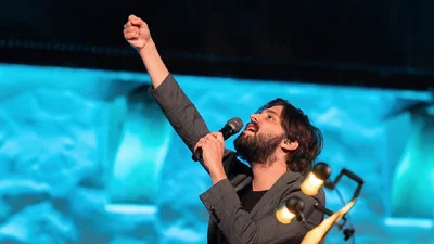 Переможець Євробачення 2017 Сальвадор Собрал заспівав українською у дуеті з AVDYSH - відео