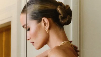 Как сделать гладкий пучок модным и удобным: 5 идей на весну 2025