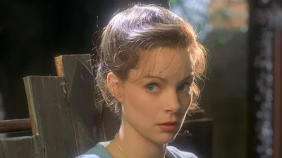 Завела семью и потеряла голос: куда пропала Вирджиния из "10 Королевства"