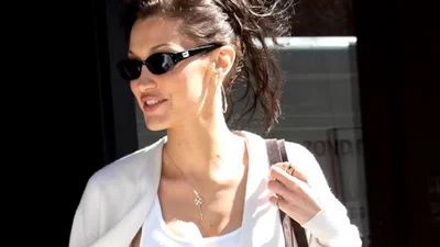 Бохо-шик на каждый день: Белла Хадид показала, как носить главный весенний тренд