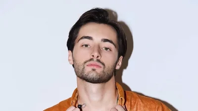 Красунчик KHAYAT вперше відверто заговорив про особисте життя й батьківство