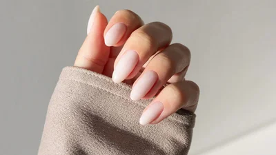 Що таке нігті BIAB і чому цей манікюр підкорює TikTok