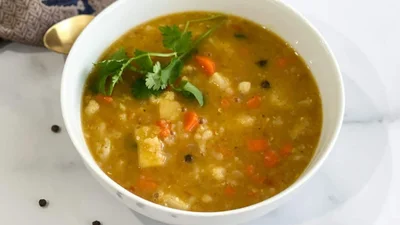 Пісний обід: рецепт густої юшки з пшона, яка обволікає смаком