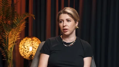 Девушка Кулебы призналась, делит ли счет в ресторане с экс-главой МИДа