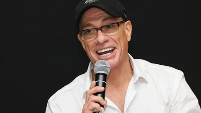 Румыния обвиняет Ван Дамма в причастности к торговле людьми