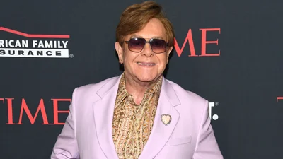 "Не бачу телевізор і не можу читати": Елтон Джон розповів про проблеми зі здоров’ям