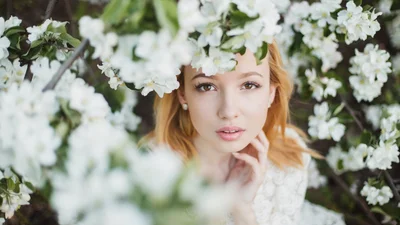 Искренние поздравления с именинами Василисы и красивые открытки к празднику