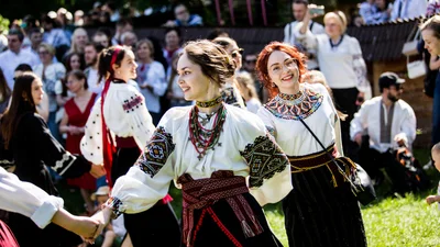 10 веснянок на Великдень 2025, які додадуть атмосфери свята