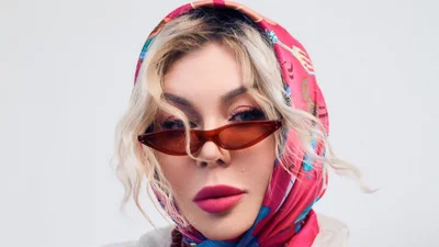 Ирина Билык влюбилась в молодого певца и сделала ему предложение прямо со сцены