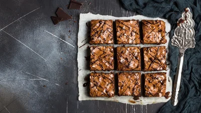 Ідеальний брауні з пеканом за рецептом королеви десертів Лізи Глінської