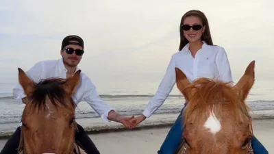 "С годовщиной, детка": Бруклин Бекхэм показал архивные фото со свадьбы и растрогал нежными письмами к жене