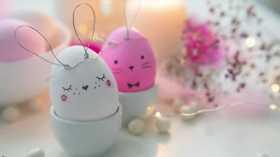 Сучасні привітання з Великоднем та листівки українською