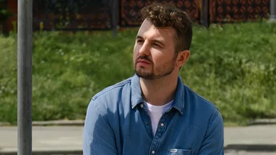 Женя Янович прокомментировал отношения с блондинкой, о которых проговорилась Ефросинина