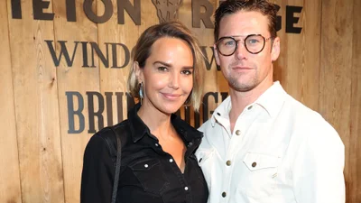 Звезды "Дневников вампира" создали пару спустя 8 лет после закрытия сериала