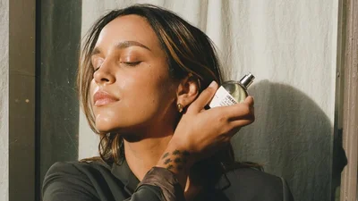 Спокусливі парфуми, після яких можна видалити профіль у Tinder