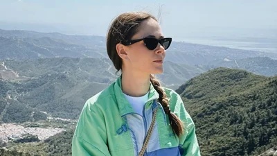 Що читає Юлія Саніна