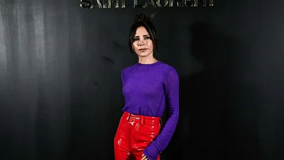 Стиль Виктории Бекхэм: 10 образов, которые ты сможешь повторить уже завтра