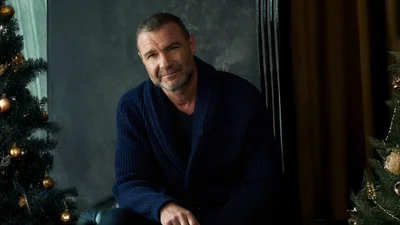 Концентрат базы: голливудский актер испек аутентичную паску из украинской муки